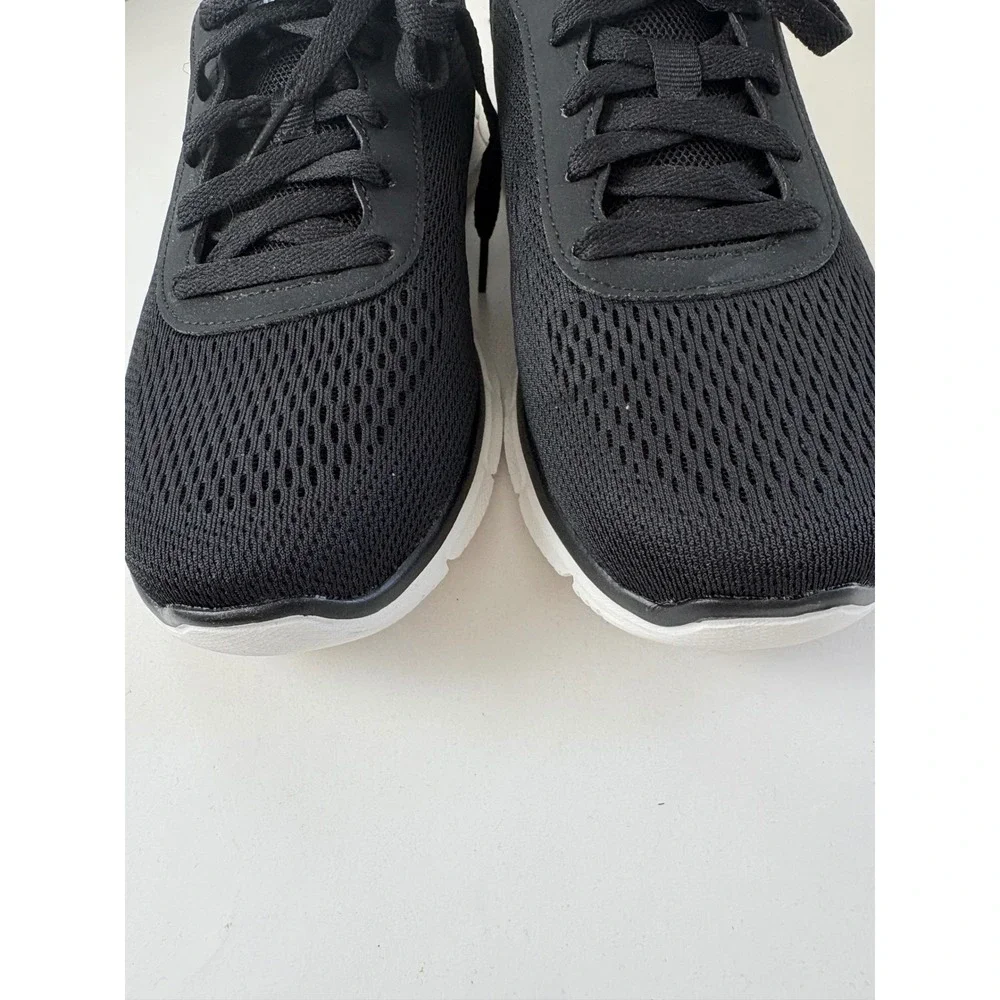 Skechers hands free